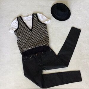 Zara Black and Cream Knit V-Neck Sweater Vest